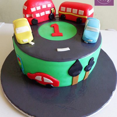 Red Bus Birthday Cake in Lahore
